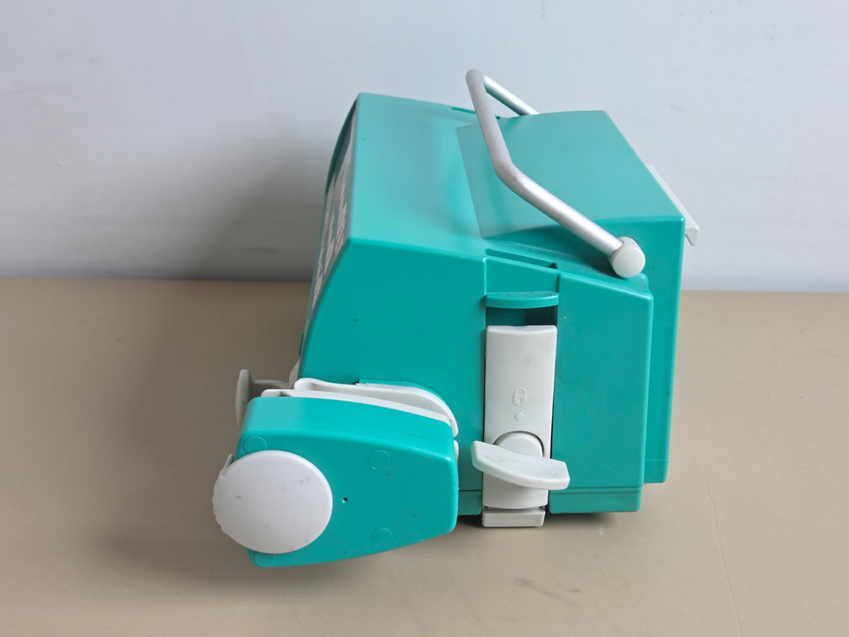 B. Braun Perfusor Compact syringe pump right side view