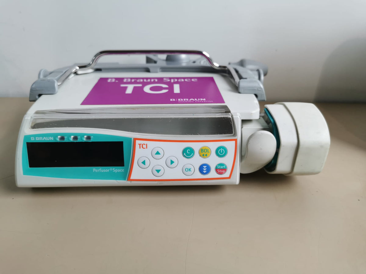 B. Braun Perfusor Space TCI syringe pump side and pole clamp