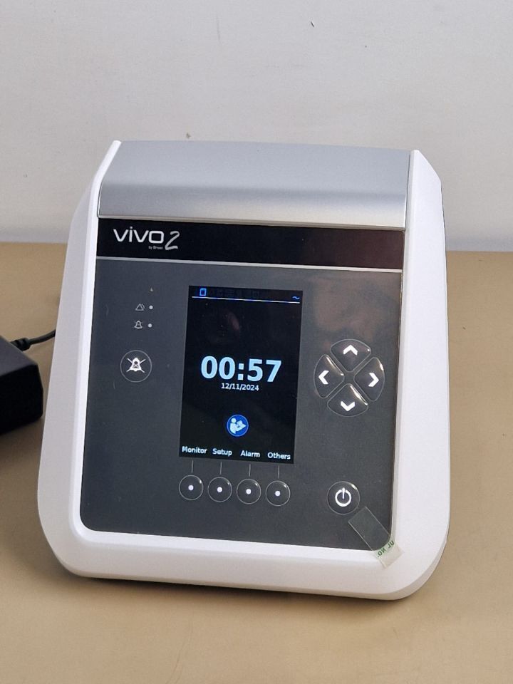 BREAS Vivo 2 ventilator with breathing tube