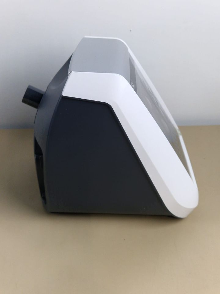 BREAS Vivo 2 ventilator with breathing tube