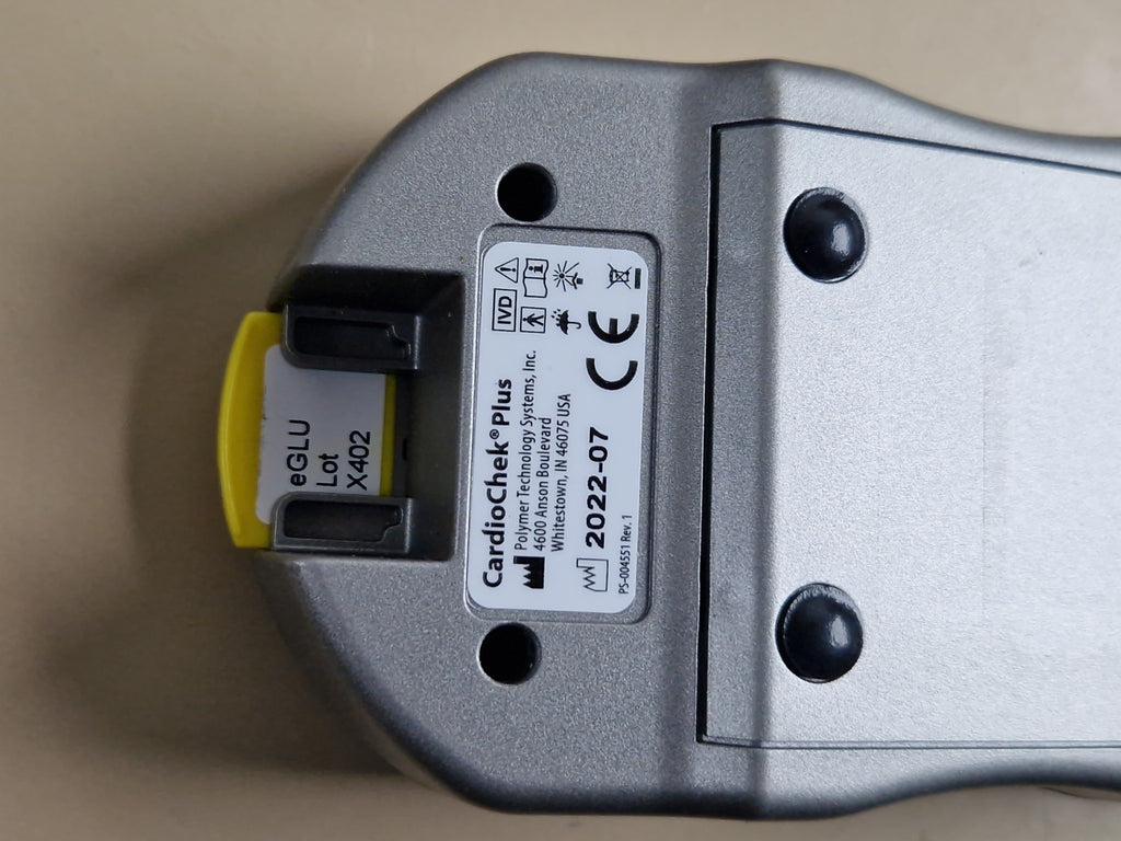 CardioChek Plus analyzer manufacturer label and device identifiers