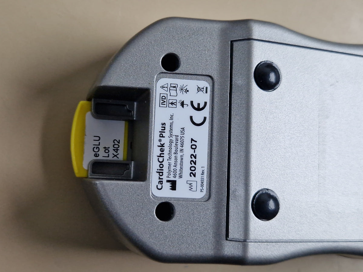 CardioChek Plus analyzer manufacturer label and device identifiers