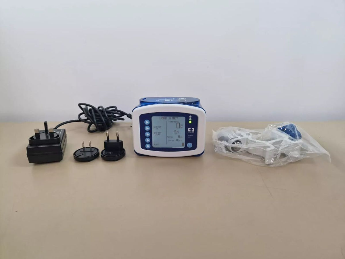 Covidien Kangaroo Joey feeding pump with clamp and power supply