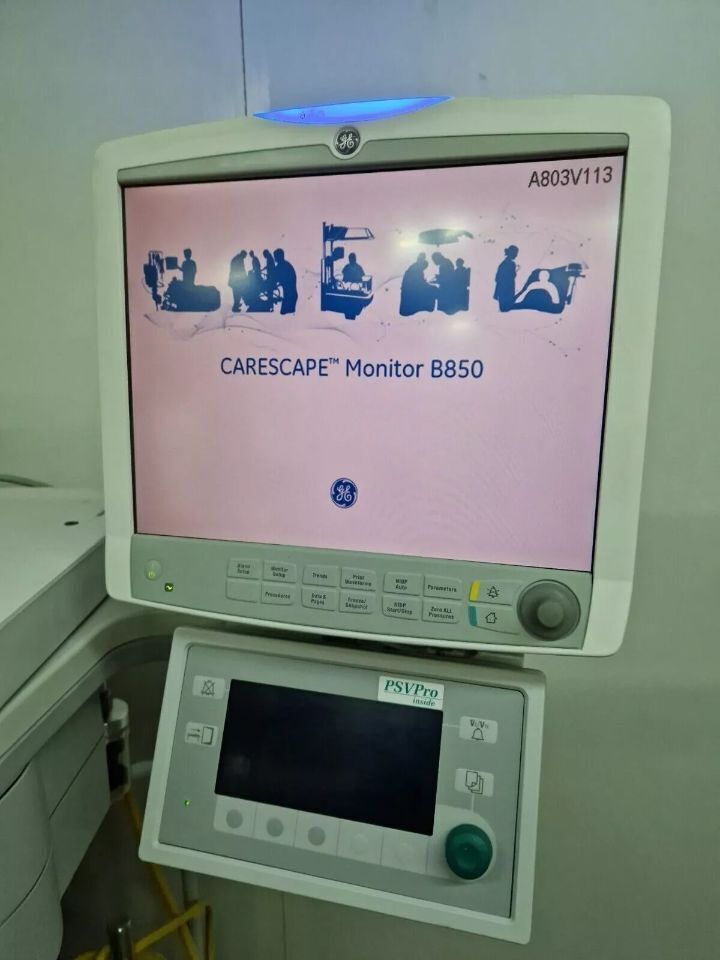 Datex Ohmeda Aestiva 5 anesthesia machine 7900 SmartVent GE B850