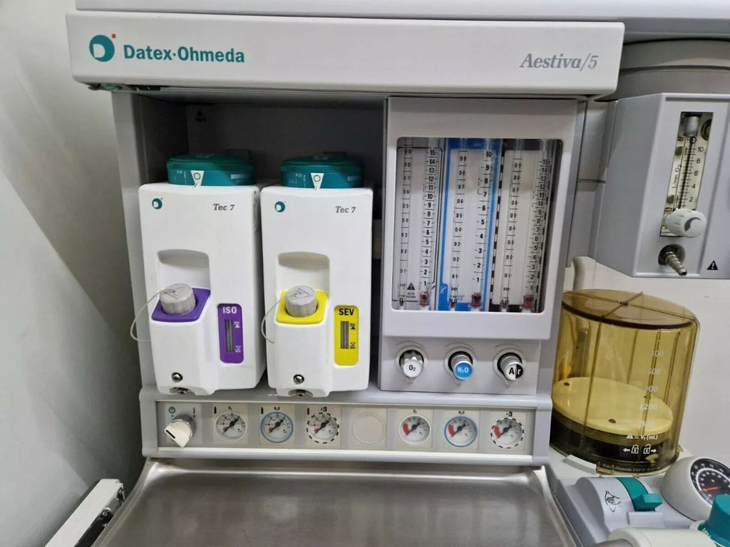 Datex Ohmeda Aestiva 5 anesthesia machine 7900 SmartVent GE B850