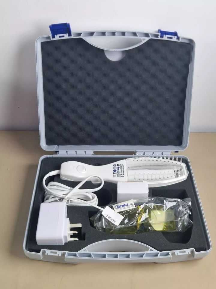 Dermafix 1000MX UVB handheld phototherapy lamp