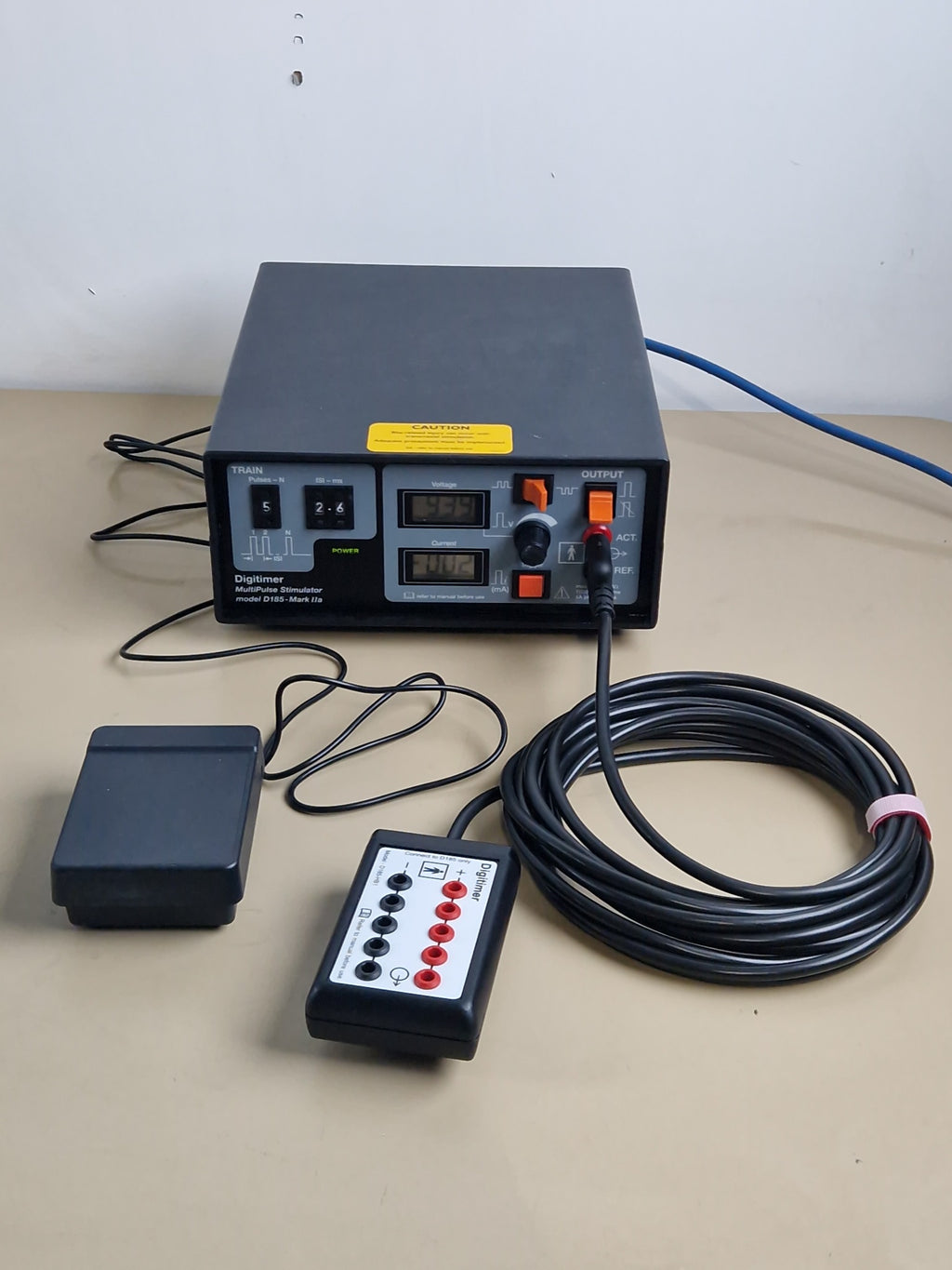 Digitimer D185 Mark IIa MultiPulse Stimulator complete set