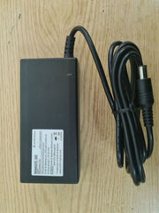 Smith & Nephew RENASYS GO Class II Power Supply Adapter 100–240V - photo 3