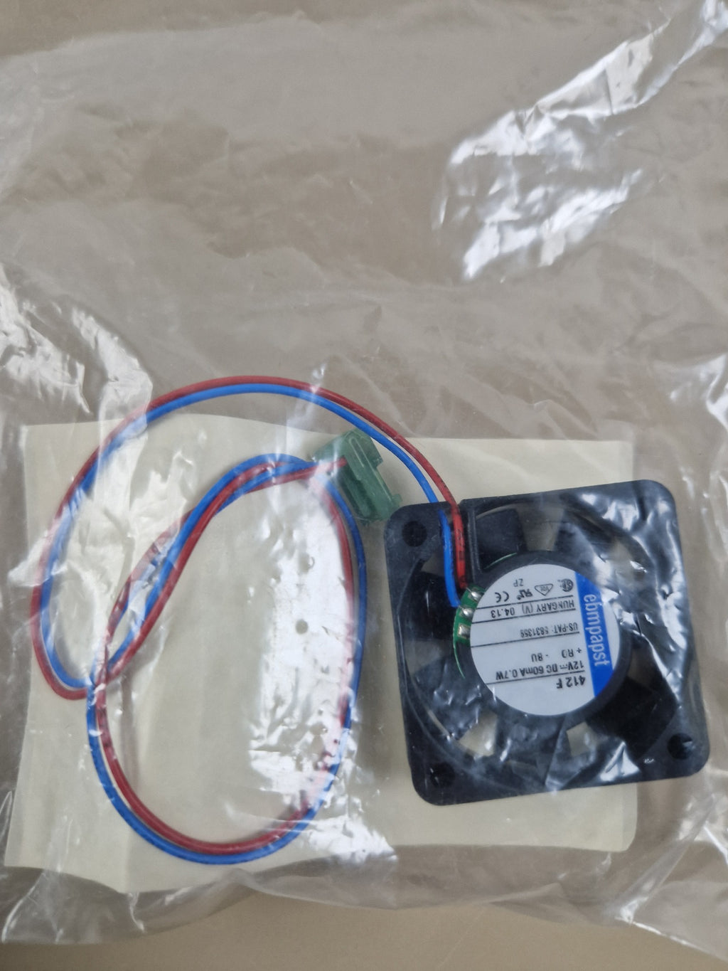Drager MK02987-03 12V fan showing ebm-papst 412F fan and wiring