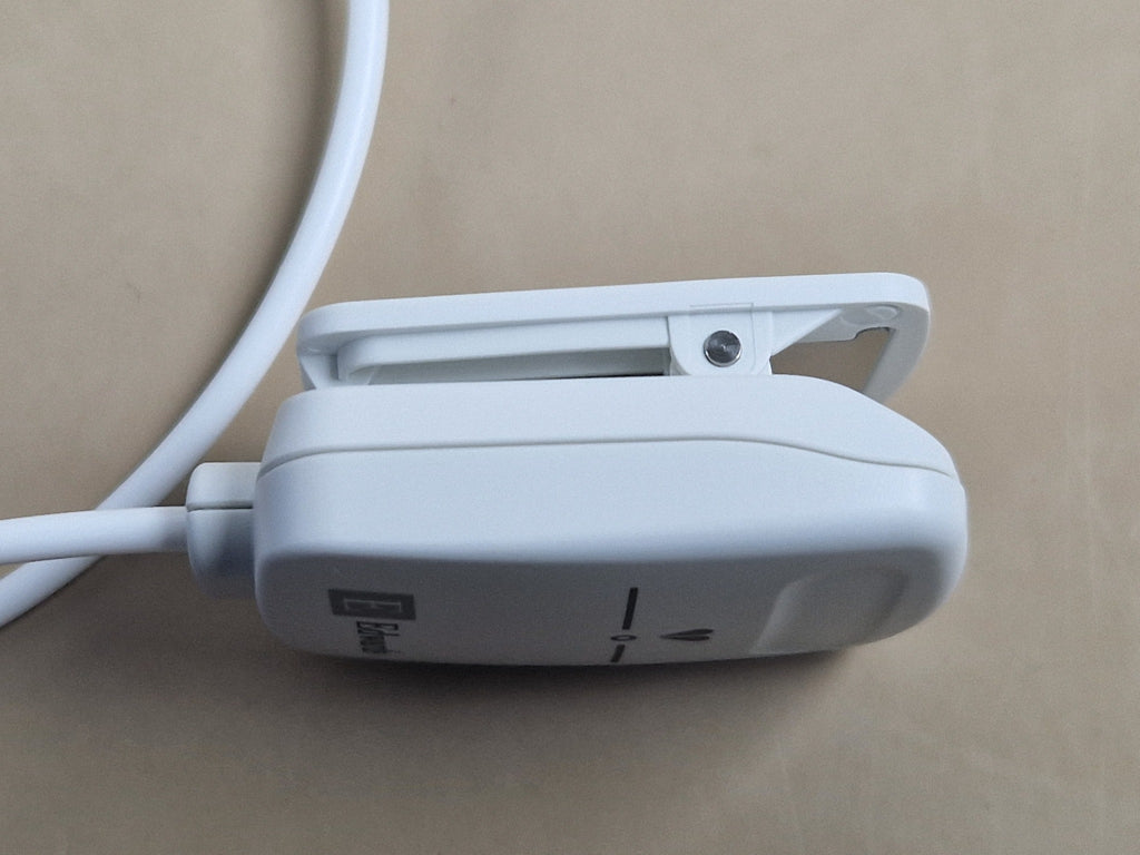 Edwards Lifesciences EV1000 NI Demo Heart Reference Sensor clip close-up