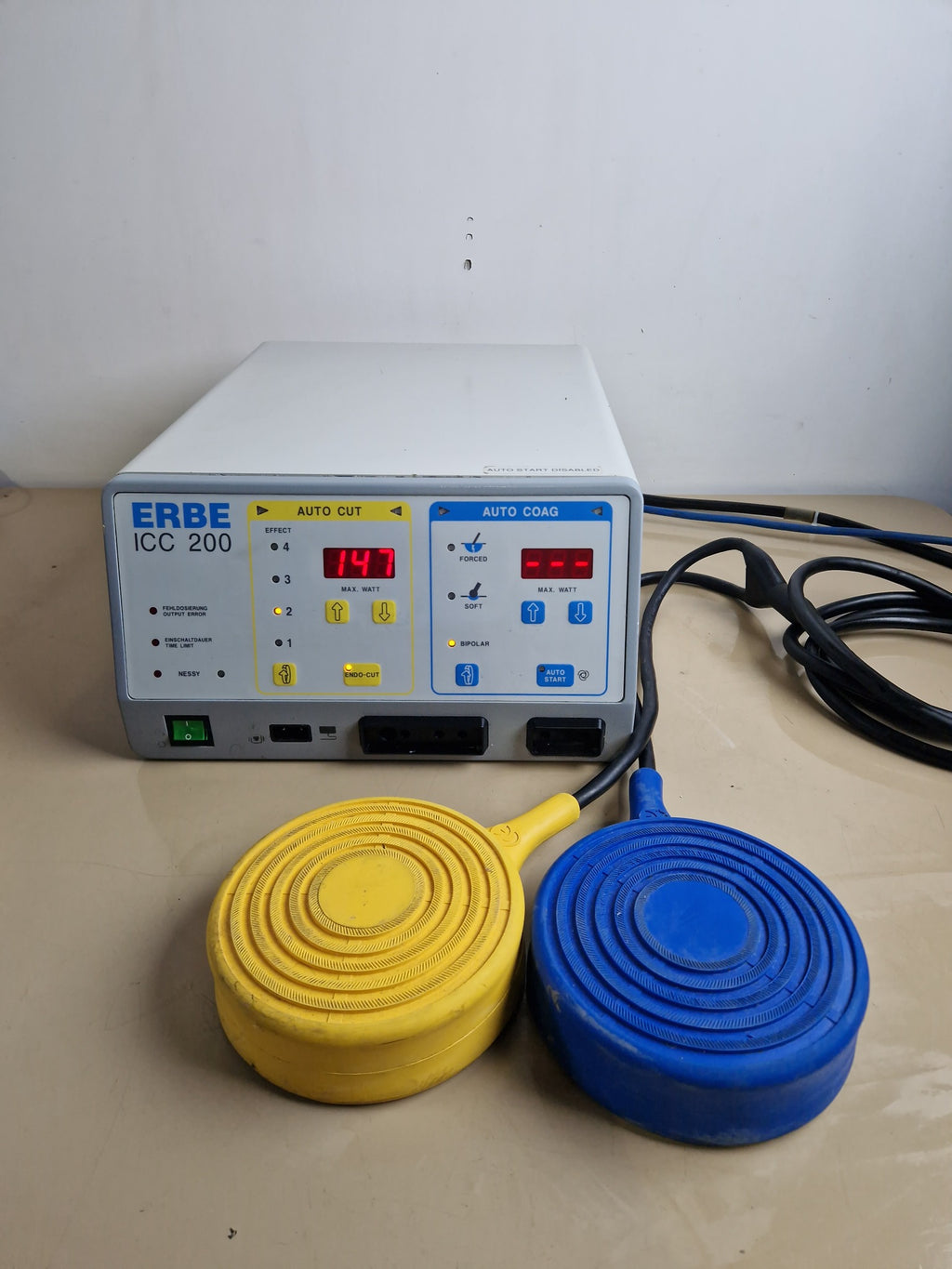 ERBE ICC 200 front display and controls