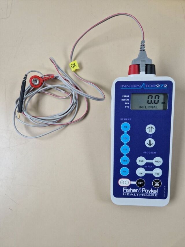 FISHER & PAYKEL Innervator Peripheral Nerve Stimulator 272 with 2x lead set
