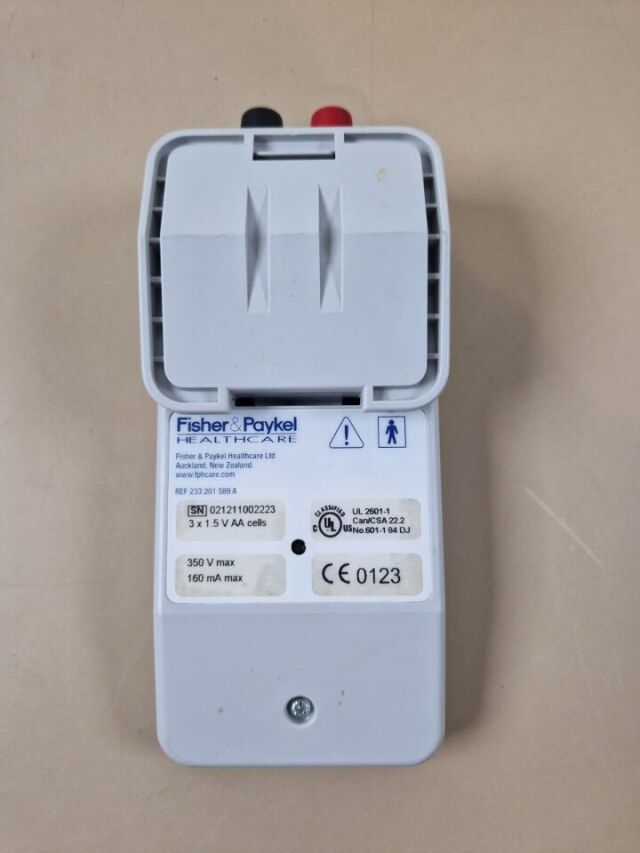 FISHER & PAYKEL Innervator Peripheral Nerve Stimulator 272 with 2x lead set