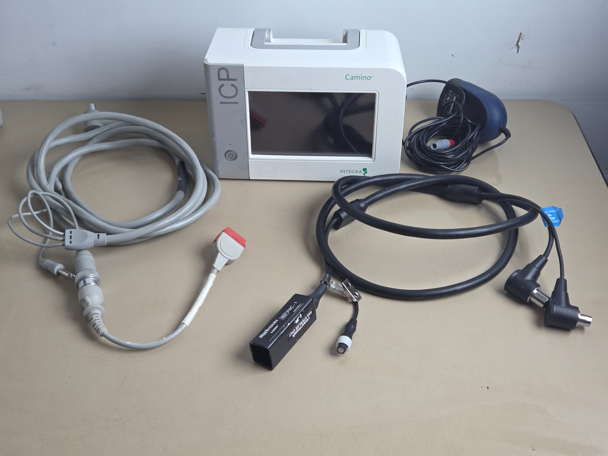 Integra Camino CAM02 set with supplied accessories