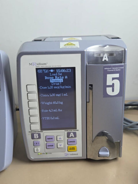 IRADIMED MRidium 3850R pump and 3855 remote display - photo 10