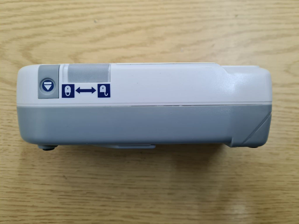 Kimal iVantage infusion pump with pole clamp power adapter and carry case