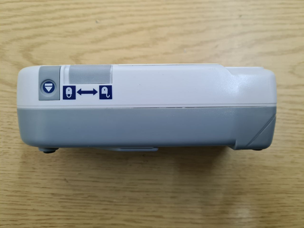 Kimal iVantage infusion pump with pole clamp power adapter and carry case