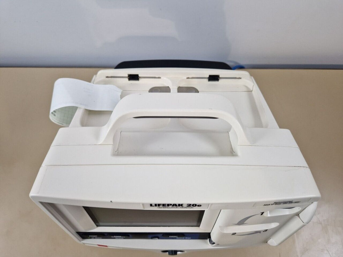 LIFEPAK 20E pacer ECG CO2 printer hard paddle