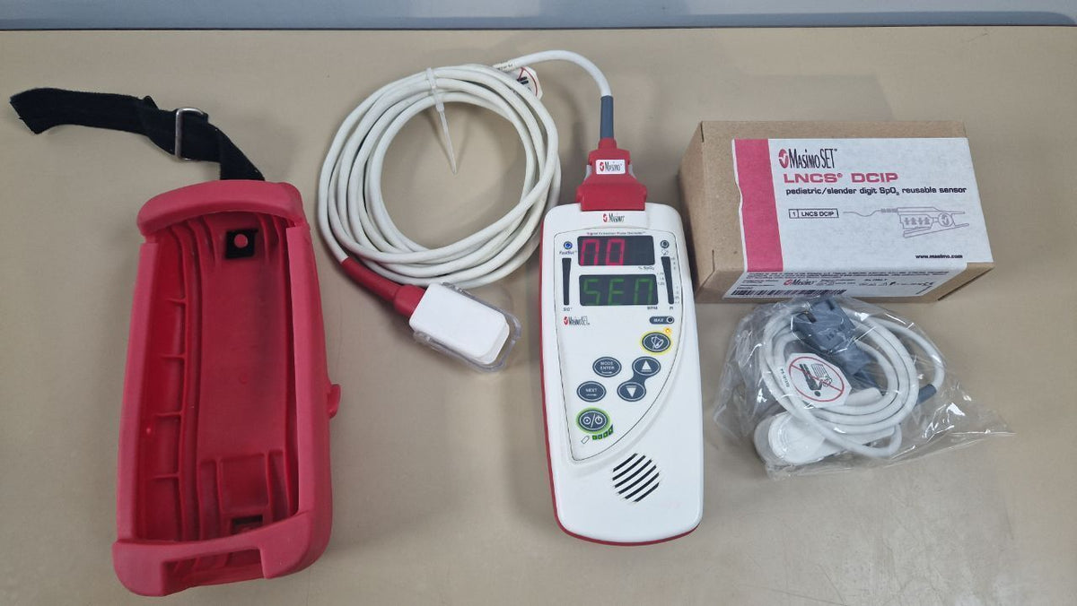 Masimo RAD 5 SpO2 monitor with trunk cable sensor and carry case