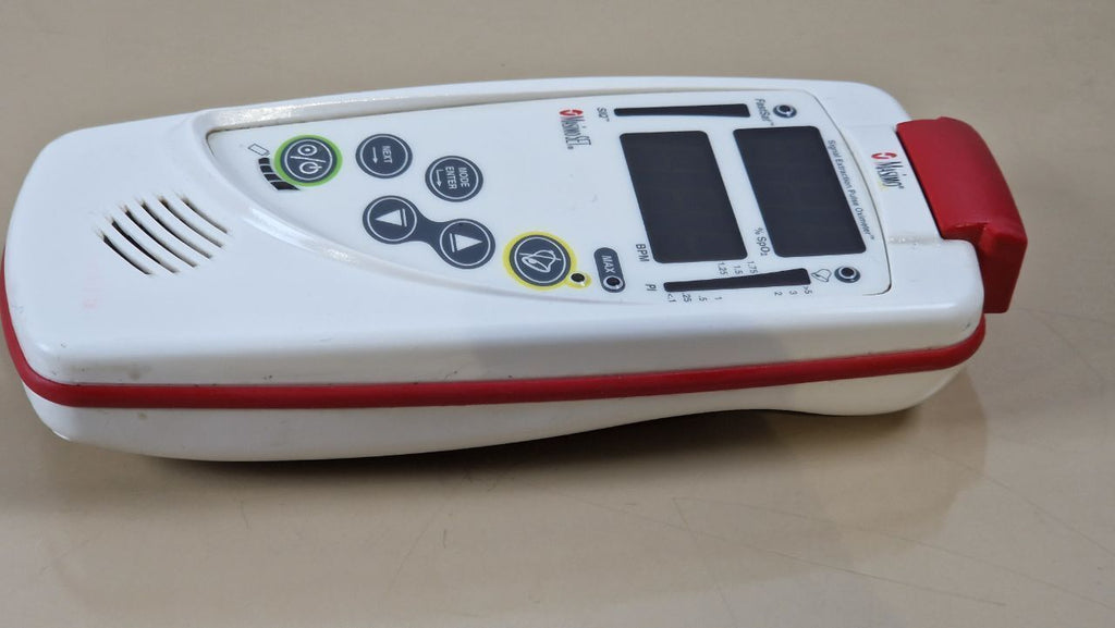 Masimo RAD 5 SpO2 monitor with trunk cable sensor and carry case