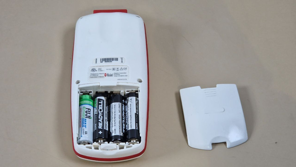Masimo RAD 5 SpO2 monitor with trunk cable sensor and carry case