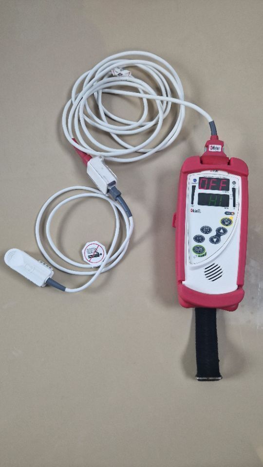 Masimo RAD 5 SpO2 monitor with trunk cable sensor and carry case