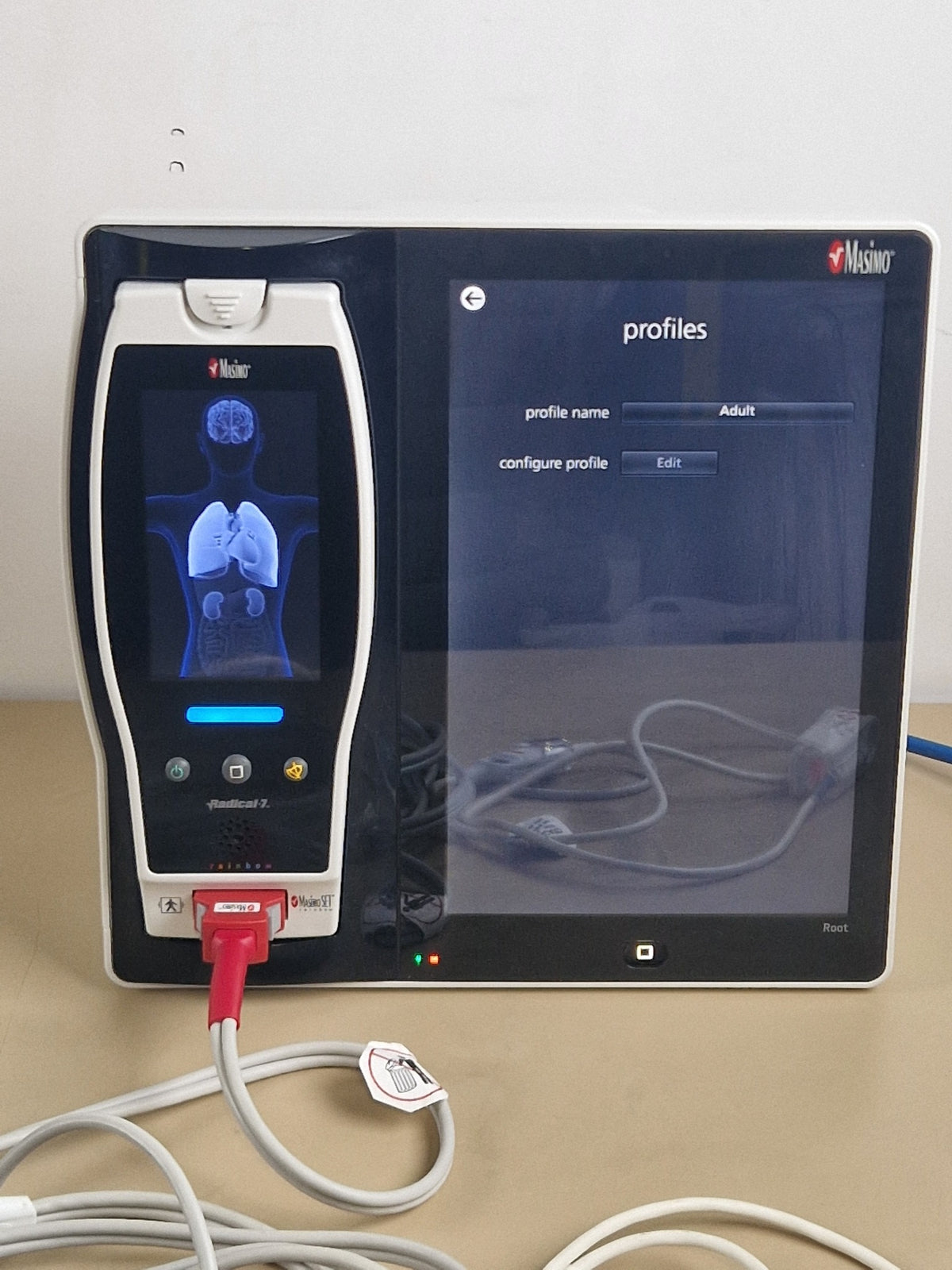 Masimo Root RDS-7 main touchscreen with docked Radical-7 powered on