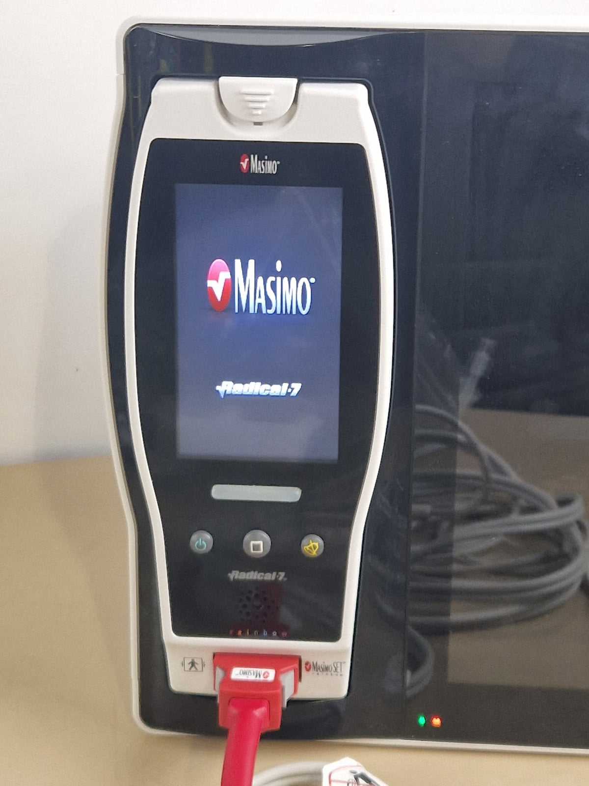 Masimo Root RDS-7 patient monitor with Radical-7 and sensor cables