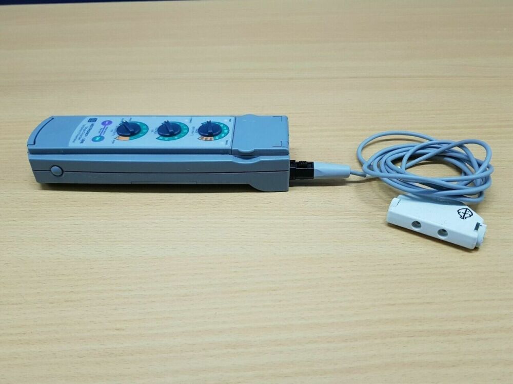 Medtronic Model 5348 temporary pacemaker photo 6