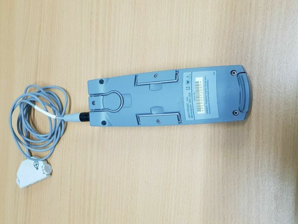Medtronic Model 5348 temporary pacemaker photo 8
