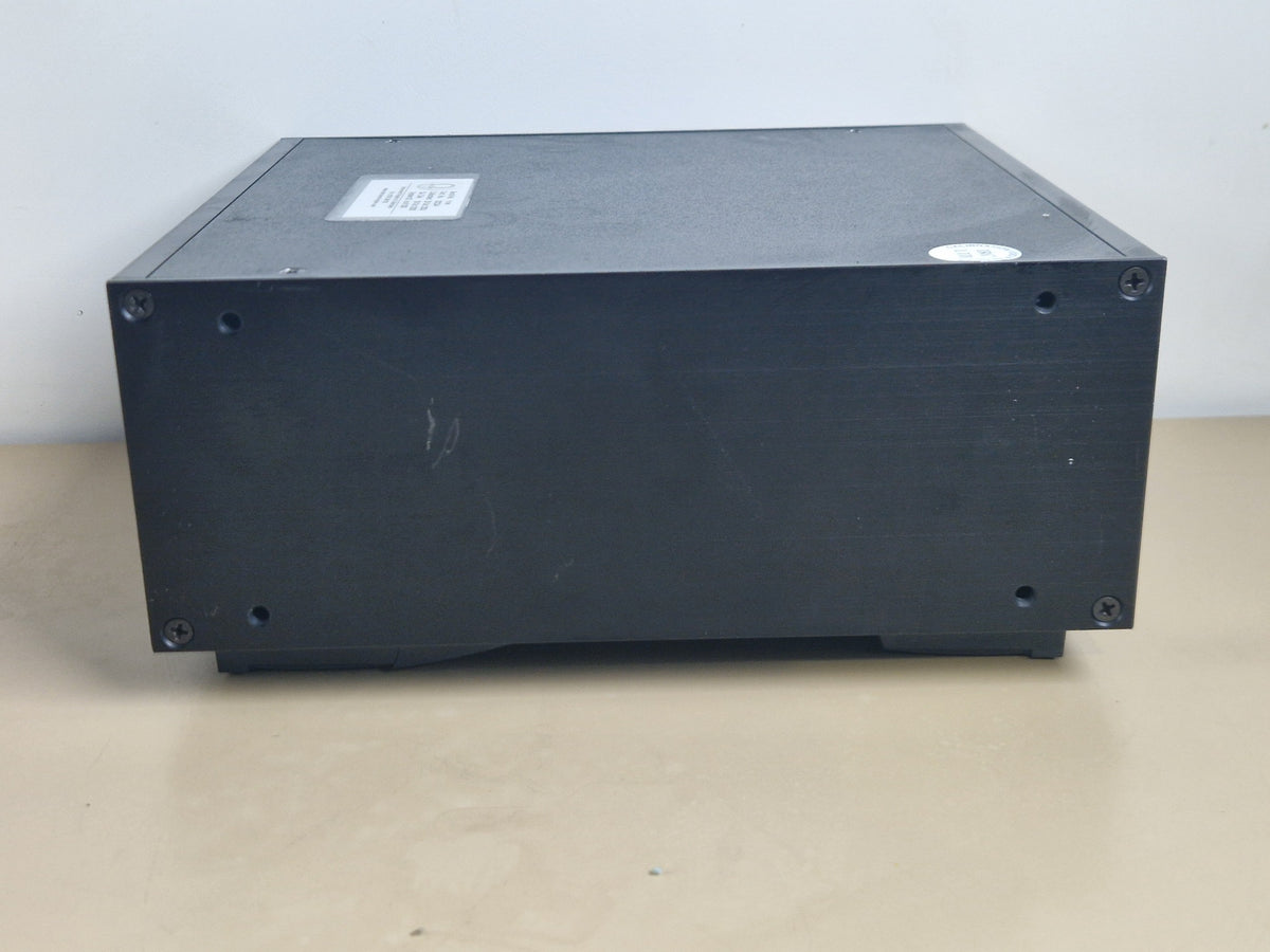 Mensor WIKA CPG2500 side panel view