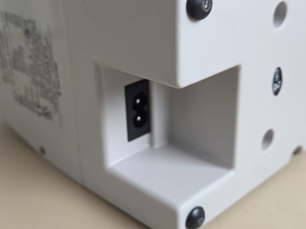 Molift 1341000 battery pack contacts and fuse