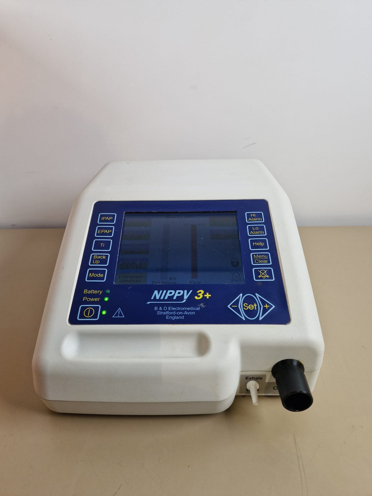 NIPPY 3+ ventilator front view with carry handle, air outlet and exhale valve control port