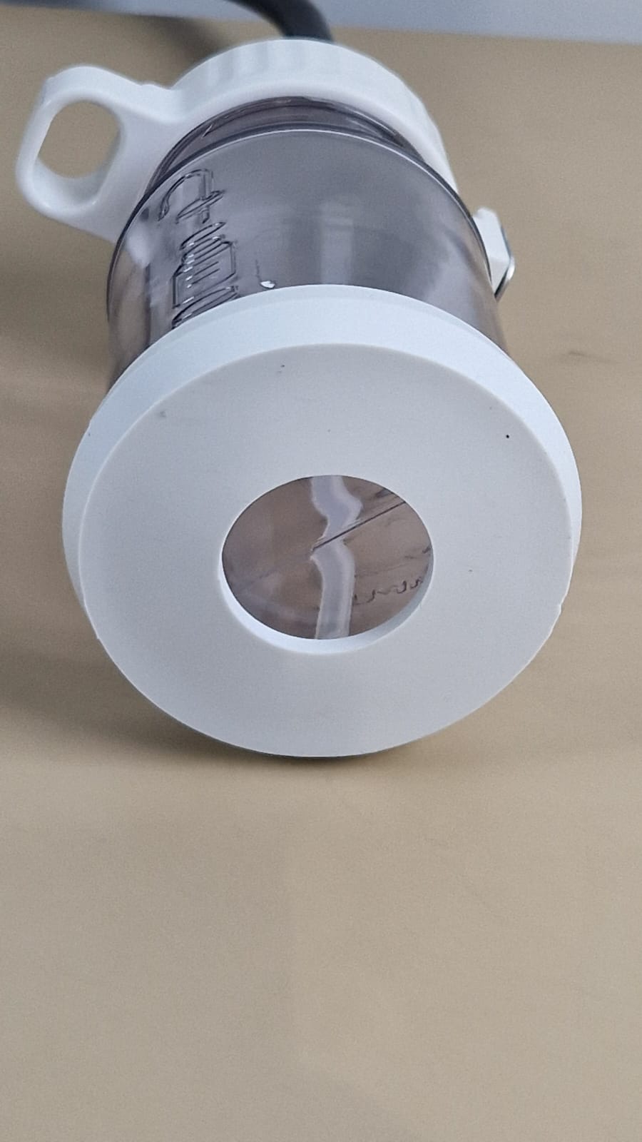 Olympus MAJ-901 water container base view