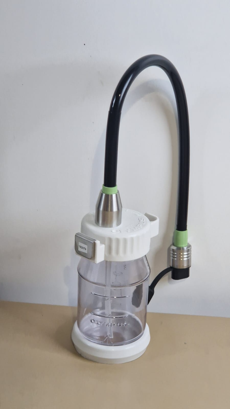 Olympus MAJ-901 endoscopy water bottle side view