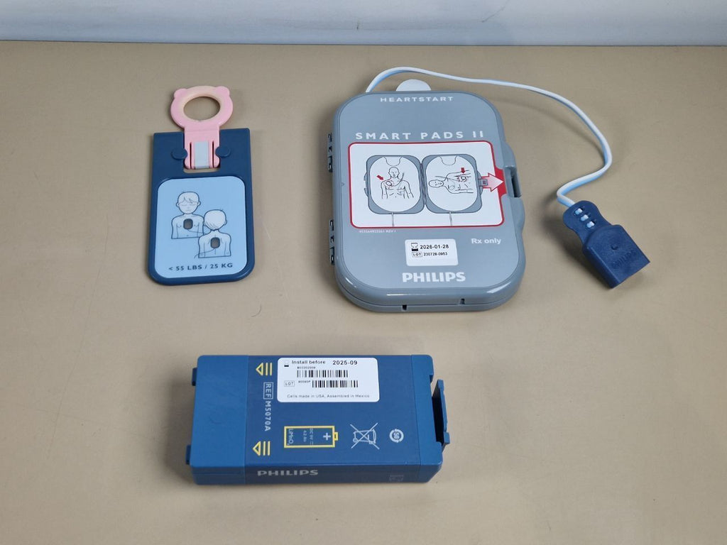 Philips HeartStart FRx defibrillator AED with Smart Pads II and battery