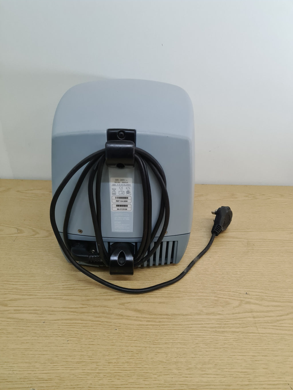 Respironics CoughAssist CA-3200 rear label and mains cable