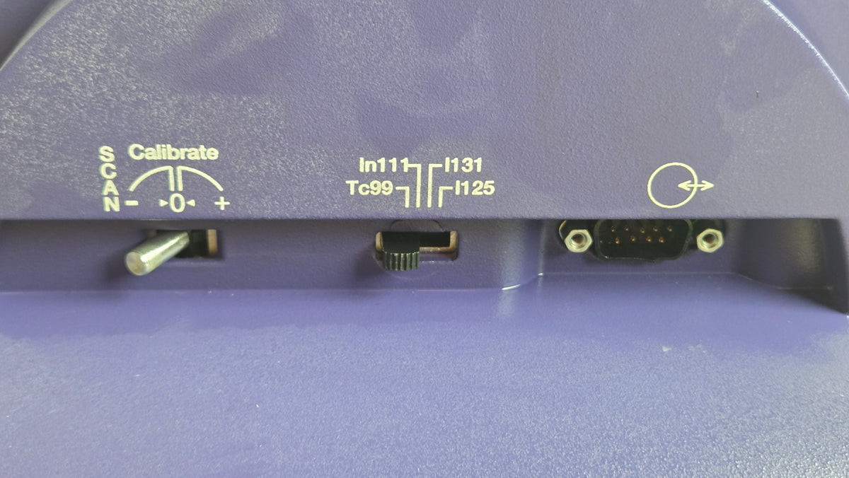 RMD Navigator GPS rear controls and data port close-up