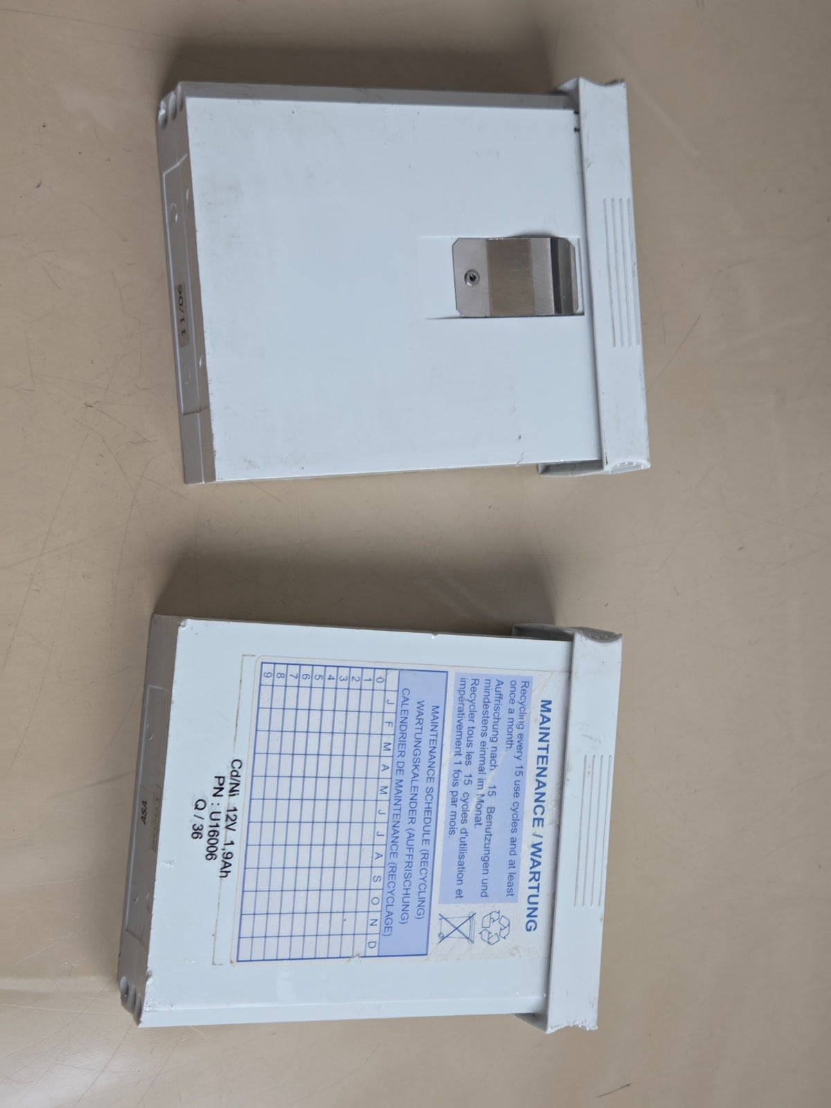 Schiller U16006 Ni-Cd 12V 1.9Ah sample battery label