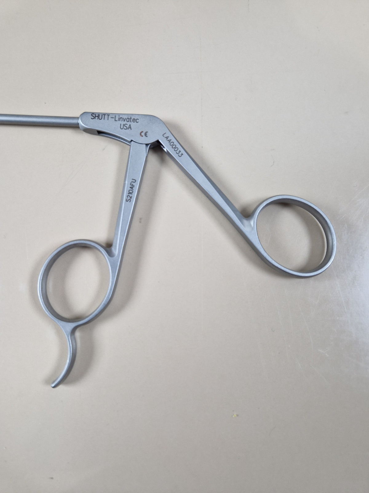 SHUTT Linvatec USA arthroscopy grasper handle markings S210A5U and L4A00033