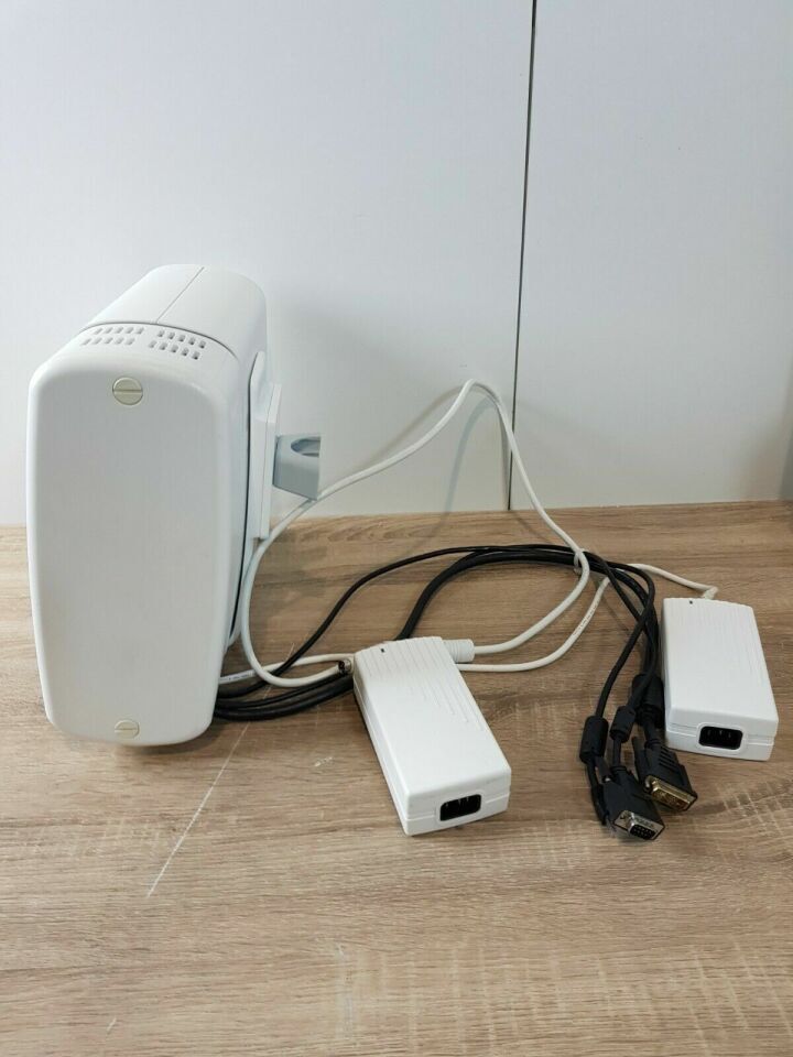 Spacelabs XPression patient monitor with 90496 parameter module