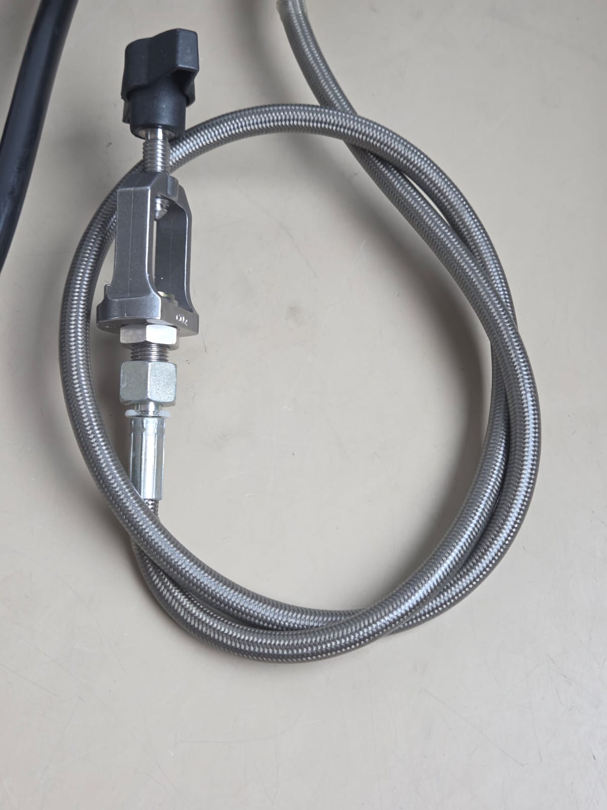 Braided gas hose and connector for Spembly Medical 140 Cryo Unit
