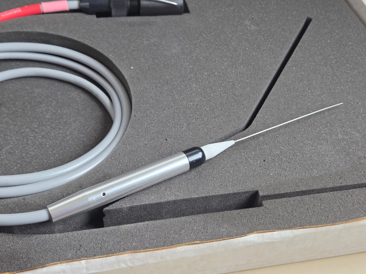 Spembly Lloyd 44/1438 cryoprobe system connector face close-up