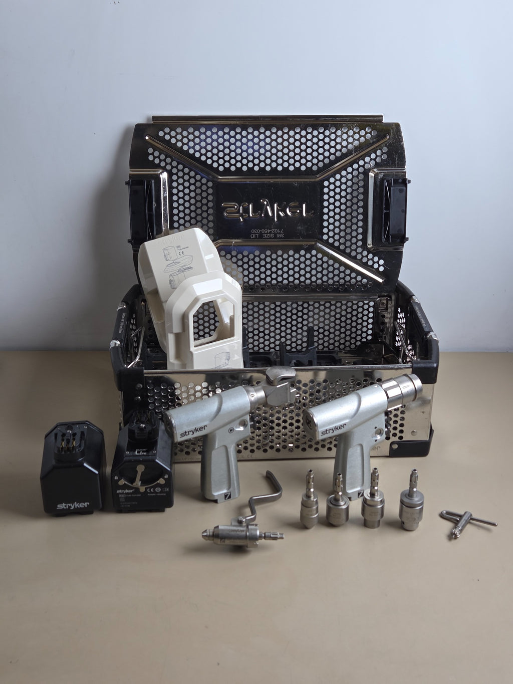 Stryker System 7 complete orthopedic power tool set with case and attachments