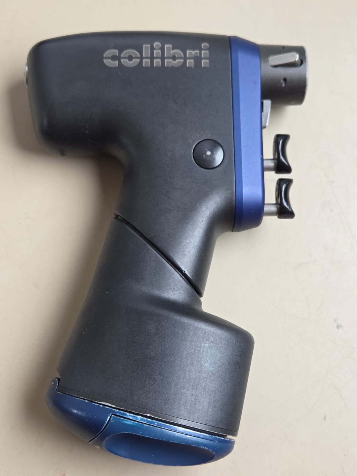 Synthes Colibri 532.001 battery powered surgical drill handpiece side view