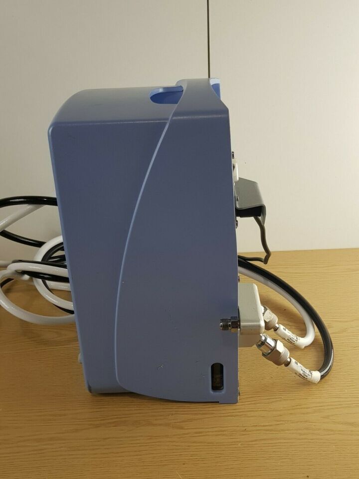 Viasys Infant Flow SiPAP ventilator with air and O2 hose