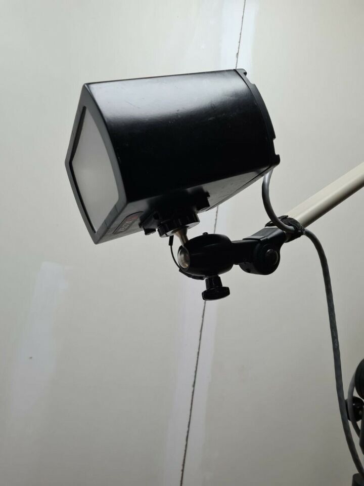 XLTEK XLPS-1 photic stimulator with stand
